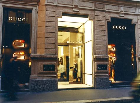 negozi gucci nel mondo arredamenti marmo inmagini|negozi gucci usati.